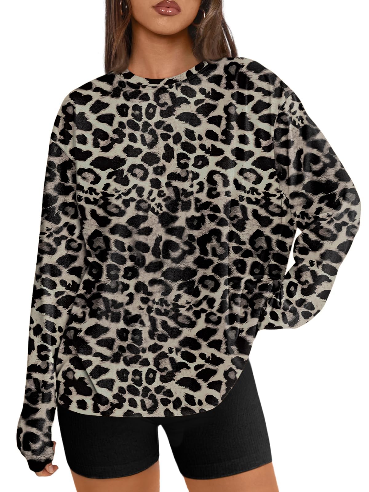 Loose-Fit Long-Sleeve T-Shirt — Casual & Sporty